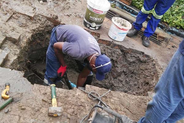 What are the main causes of burst pipes